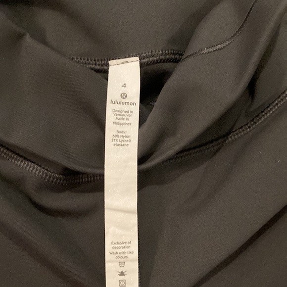 Lululemon wunder unders cropped - Picture 3 of 3